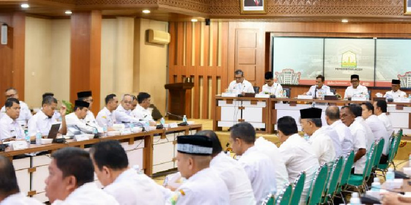 Pimpin Rapat Koordinasi Bersama SKPA, Wagub Dek Fadh: Transparansi adalah Kunci