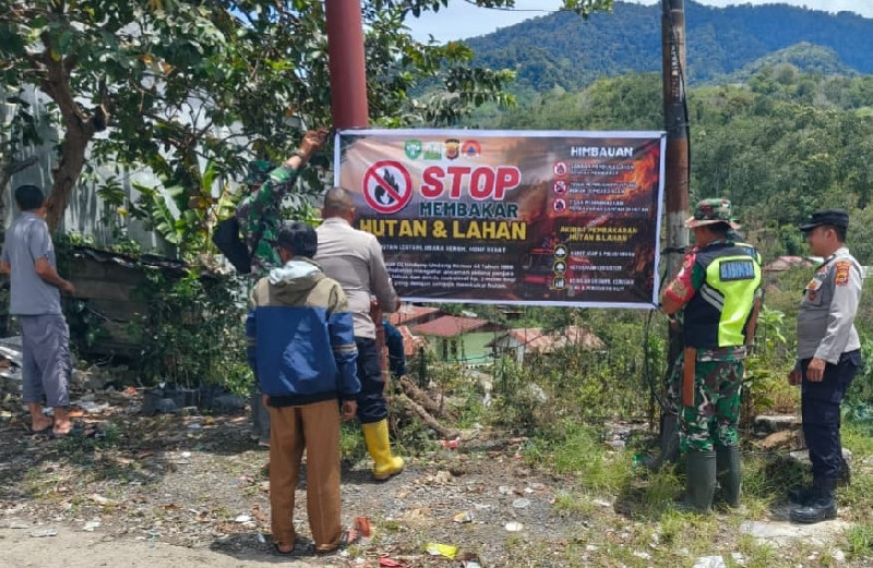 Polres Aceh Tengah Pasang Spanduk Imbauan dan Sosialisasi Cegah Karhutla