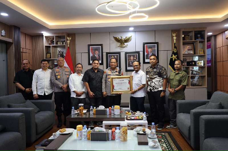 AMSI Aceh dan Polda Perkuat Kemitraan, Kapolda Ruddi Setiawan Terima Penghargaan