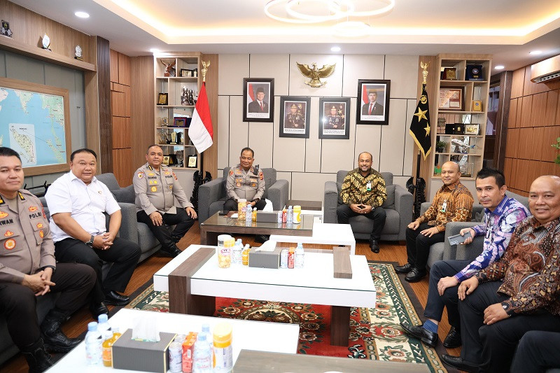 Bank Aceh Perkuat Silaturahmi dan Sinergi Kelembagaan dengan Polda Aceh