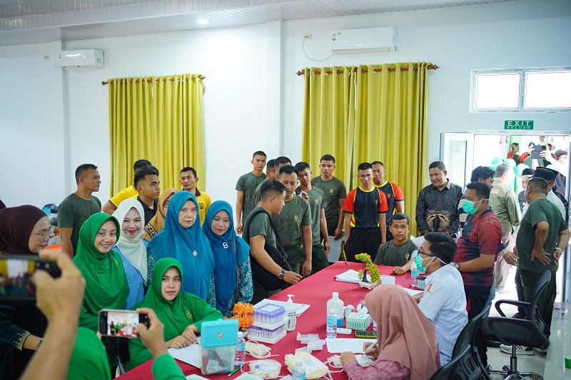 Sambut HUT TNI ke-81, Nagan Raya Gelar Manunggal TNI-KB Kesehatan dan Santunan