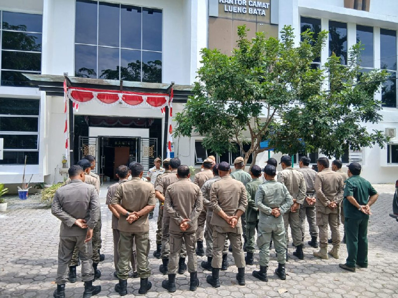 Trotoar Dipakai Berjualan, Satpol PP WH Tegur PKL di Dua Jalan Banda Aceh