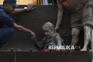Terjebak 10 Hari Pascabanjir Nepal, WN China Berhasil Ditemukan Selamat