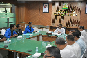 &lrm;Terima Audiensi Senat Mahasiswa UIN Ar-Raniry, Plt Sekda Aceh Paparkan Progress Penanganan Pasca Bencana