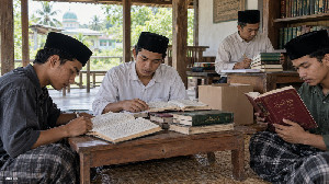 Kitab untuk Santri yang Membuat Riuh