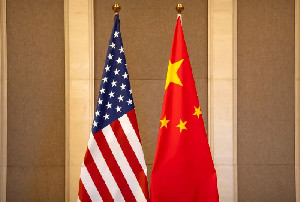 AS-China Makin Panas di Perlombaan AI, Beijing Singgung Ancaman dan Persaingan
