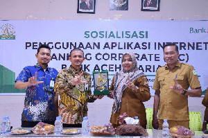 Dorong Tata Kelola Keuangan Digital, Bank Aceh Edukasi Sekolah di Bireuen Penggunaan IBC