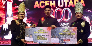 Milad ke-800 Samudera Pasai Ditutup, Wagub Aceh Serahkan Bantuan Rp6,78 Miliar untuk Aceh Utara
