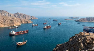 Kapal Dagang Diserang di Hormuz, Satu Tewas Jelang Pertemuan Teluk