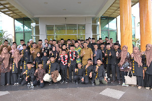 Kafilah MTQ Aceh Pulang, Disambut Langsung Jajaran Pejabat Pemerintah Aceh di Bandara