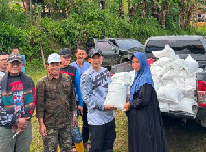 Tembus Medan Terjal, Pemkab Gayo Lues Salurkan Bantuan Pangan ke Desa Lesten
