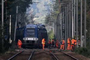 Kereta Tergelincir di Prancis, Polisi Selidiki Dugaan Sabotase