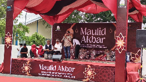 Dinas Pendidikan Aceh Gelar Maulid Nabi, Rafly Kande Tampil Bersama L.K. Ara