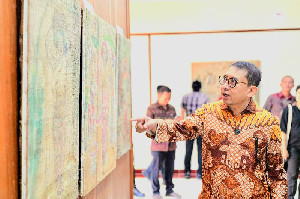 Lukisan Le Mayeur Mulai Pudar, Fadli Zon Siapkan Langkah Konservasi