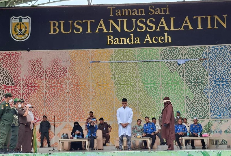10 Terpidana Pelanggar Syariat Dicambuk di Banda Aceh, Dua Jalani Hukuman 100 Kali