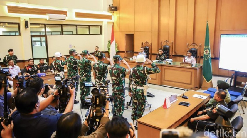 Dua Anggota Badan Intelijen TNI Batal Dipecat Usai Banding Diterima