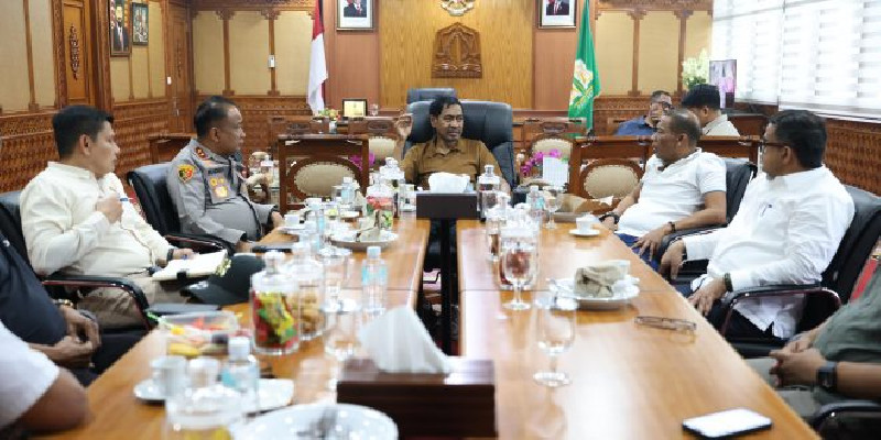 Gubernur Mualem Bersama Kapolda dan Ketua DPRA Bahas Mitigasi Bencana