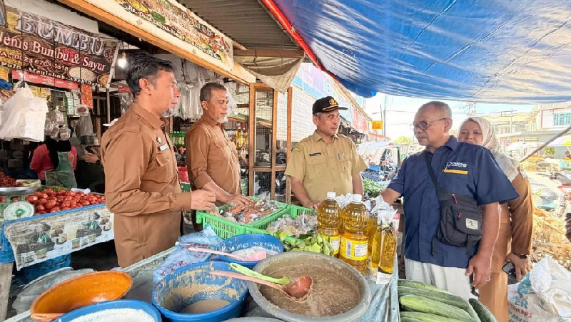 Sidak Pasar Meulaboh, Harga Ayam Broiler Naik Jelang Maulid