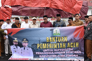 Wagub Aceh Serahkan Bantuan Logistik  untuk Aceh Tengah Senilai Rp. 366 Juta