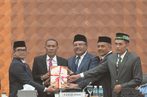 Pj Sekda Paparkan Rancangan APBA 2027, Pendapatan Aceh Direncanakan Rp10,01 Triliun