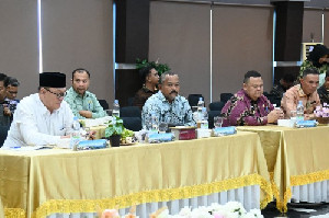 Akses Listrik Belum Merata, Pemkab Aceh Besar Dorong Program Lisdes Tepat Sasaran