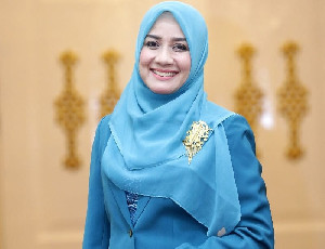Mantan Istri Gubernur Aceh Irwandi Yusuf, Darwati A Gani, Dikabarkan Menikah Lagi
