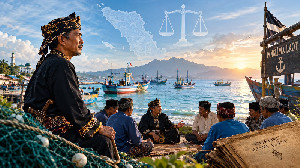 Panglima Laot: Benteng Terakhir Kedaulatan di Laut Aceh