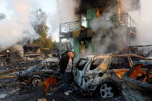 Rusia Serang Ukraina Semalam Suntuk, 70 Rudal dan 130 Drone Dikerahkan