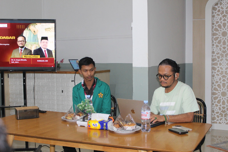 LPM Maroon FISIP USK Perkuat Kompetensi Jurnalis Kampus, Aryos Nivada Tekankan Akurasi dan Etika