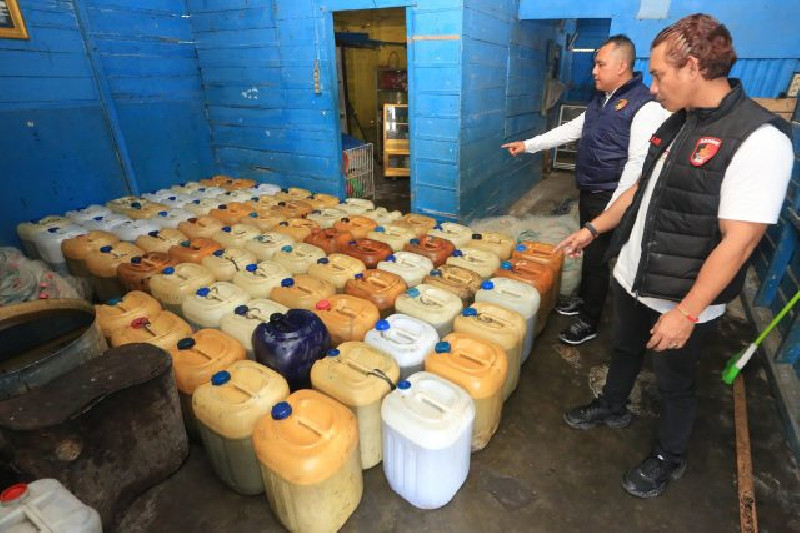 1.650 Liter Solar Subsidi Diamankan Polres Aceh Barat, Satu Pria Diperiksa