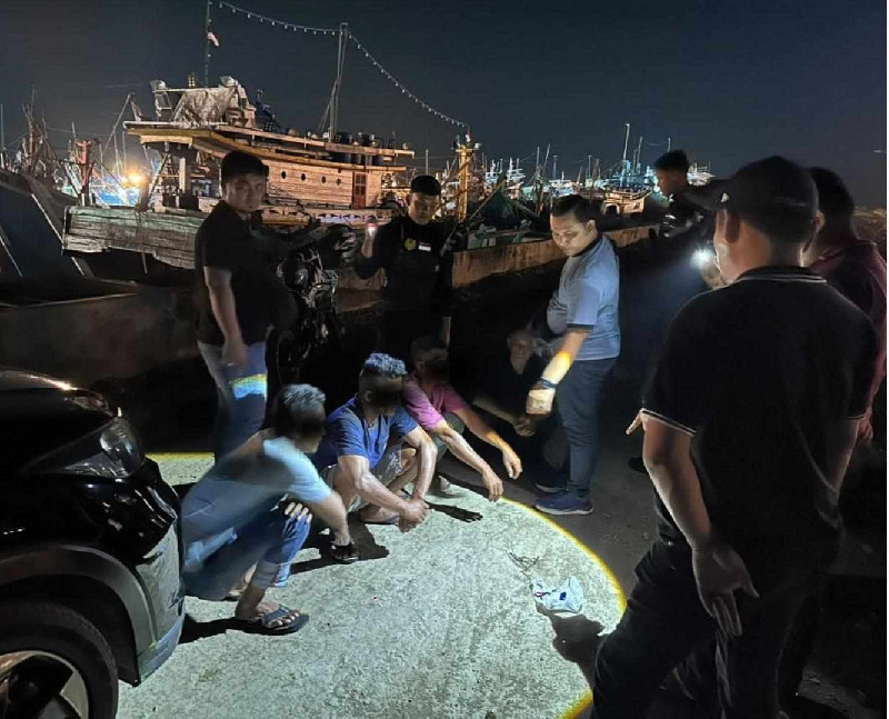 Polisi Temukan Dugaan Ganja di Kapal Nelayan Lampulo, Empat Orang Diamankan