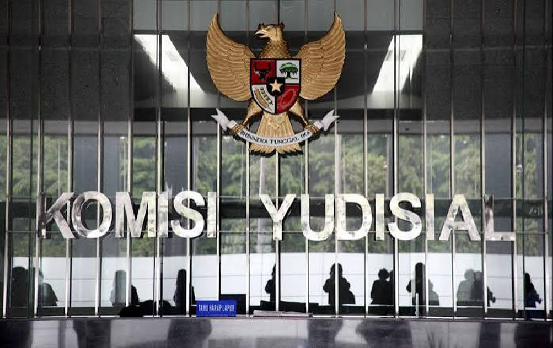 KY-MA Jatuhkan Sanksi ke 2 Hakim, Ada yang Dipecat gegara Bolos 129 Hari
