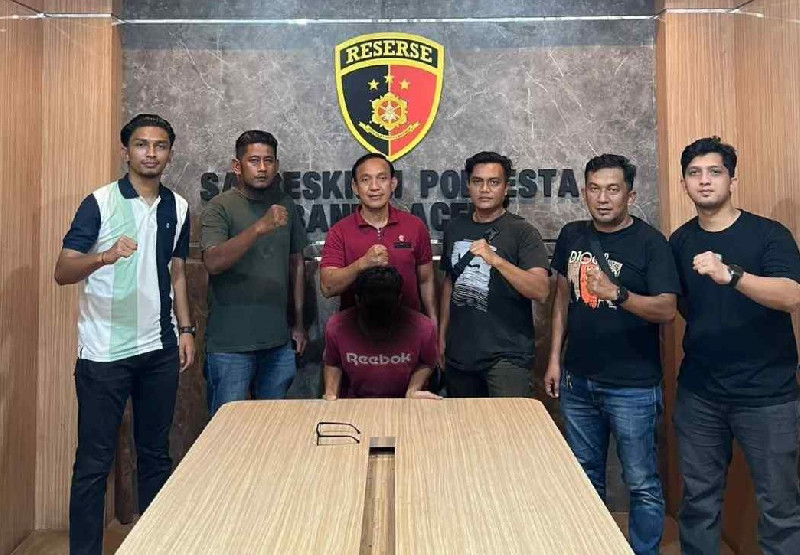 Kecelakaan Berujung Cekcok, Pria di Banda Aceh Tusuk Pengendara Motor Pakai Pisau